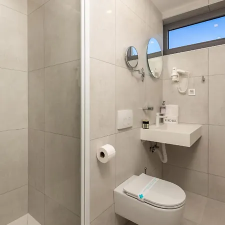Appartement 3 Bedroom Front In Krk Krk Town