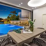 3 Bedroom Front In Krk Krk Town