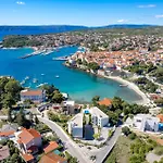3 Bedroom Front In Krk Apartmán *