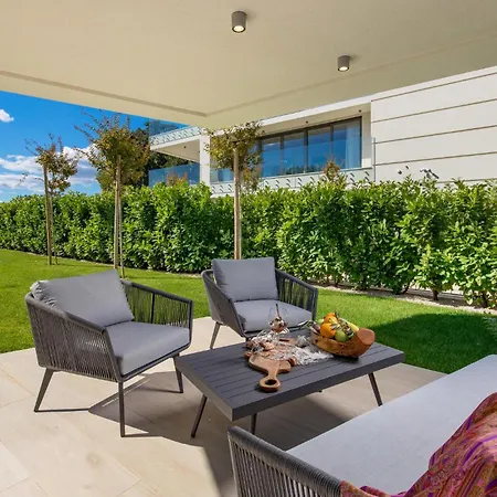 3 Bedroom Front In Krk * Krk Town
